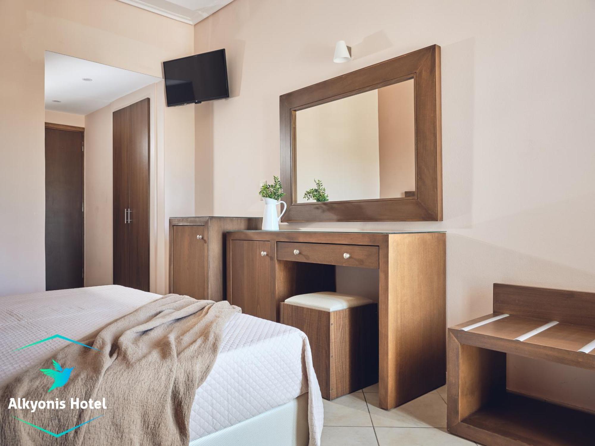 Alkyonis Hotel ลากานาส ภายนอก รูปภาพ