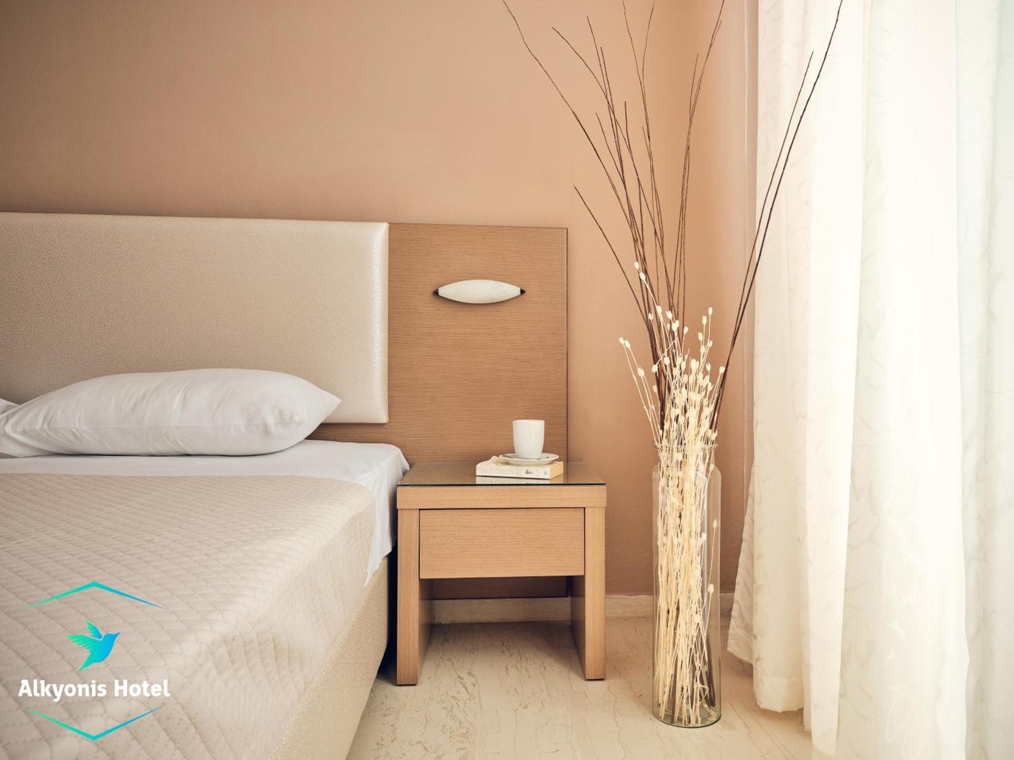 Alkyonis Hotel ลากานาส ภายนอก รูปภาพ